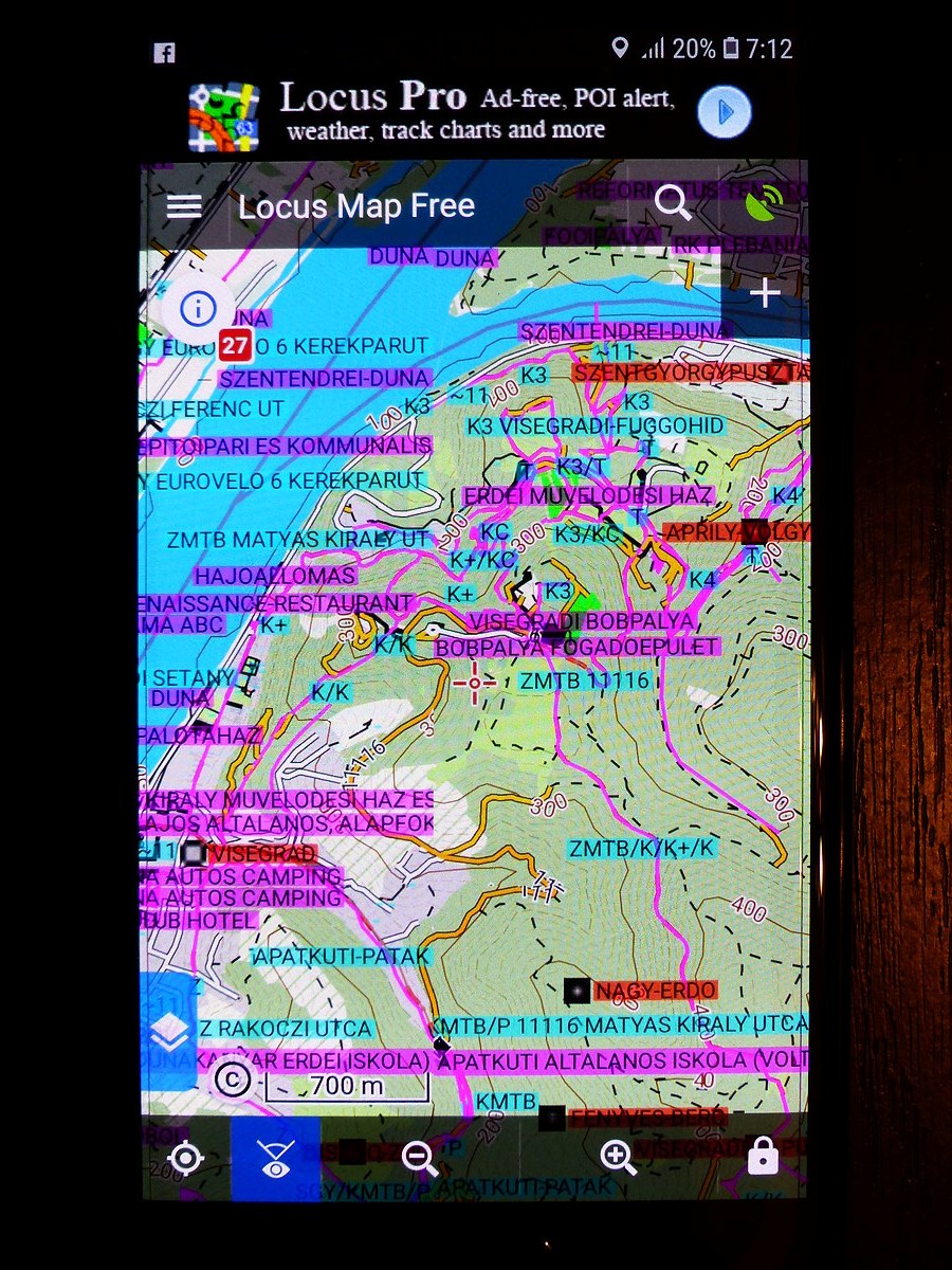 Az Openstreetmaps térkép megjelenítése a Locus Map-pel Samsung Galaxy A5-ös mobilon