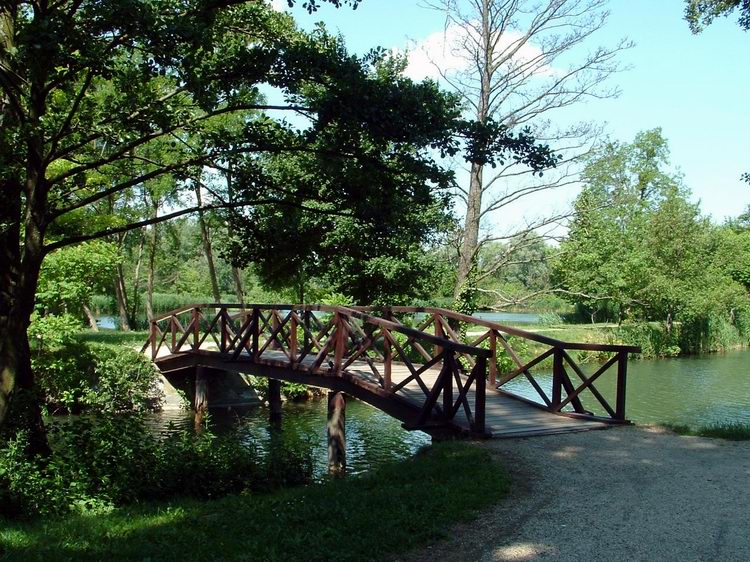 Bridge over a canal at the Rowing Lake