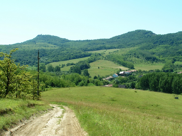 The Szanda-hegy Mountain and Szandaváralja village taken from the hillside