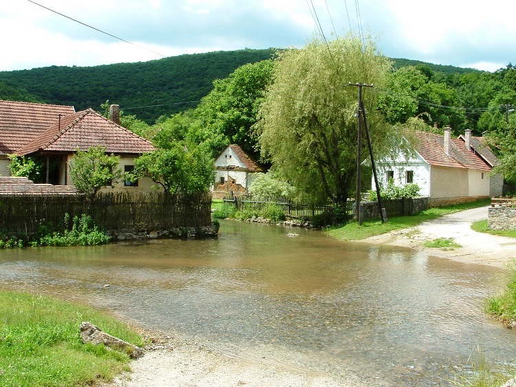 The creeks of Jósvafő village