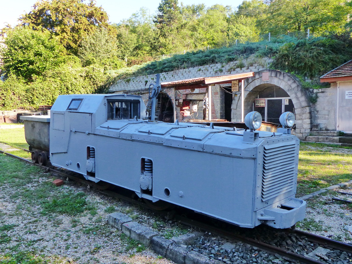 A bányákban csillevontatásra használt villamos mozdony