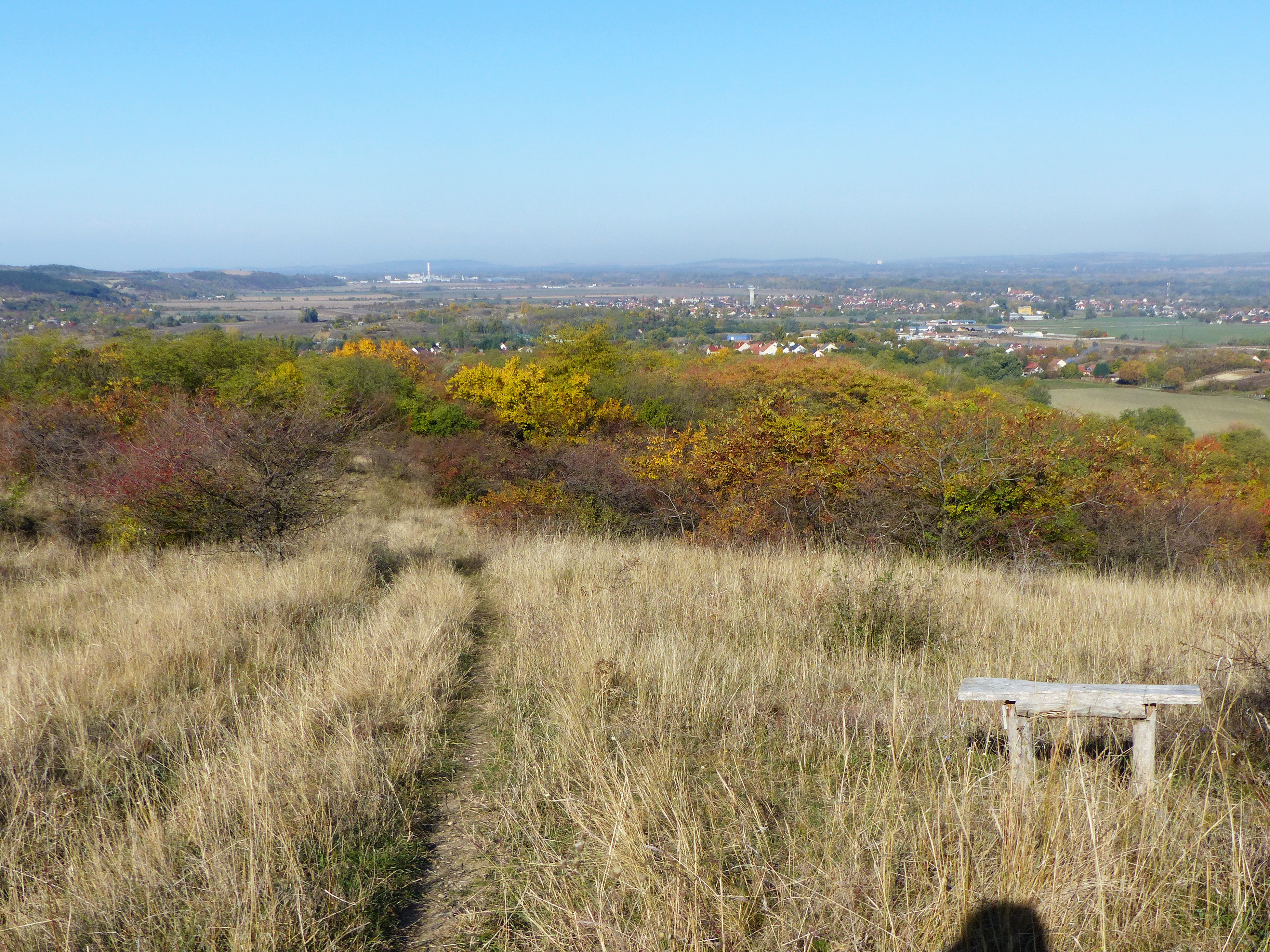 Kilátás visszafelé a pihenőpadtól