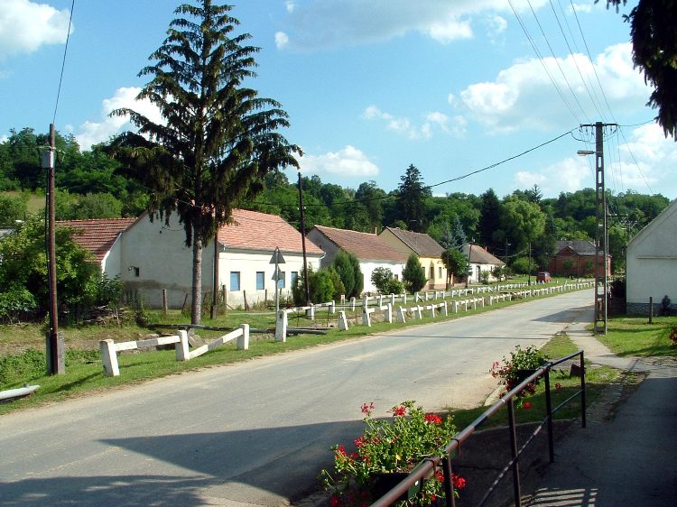 Zselic - Bakóca főutcáján