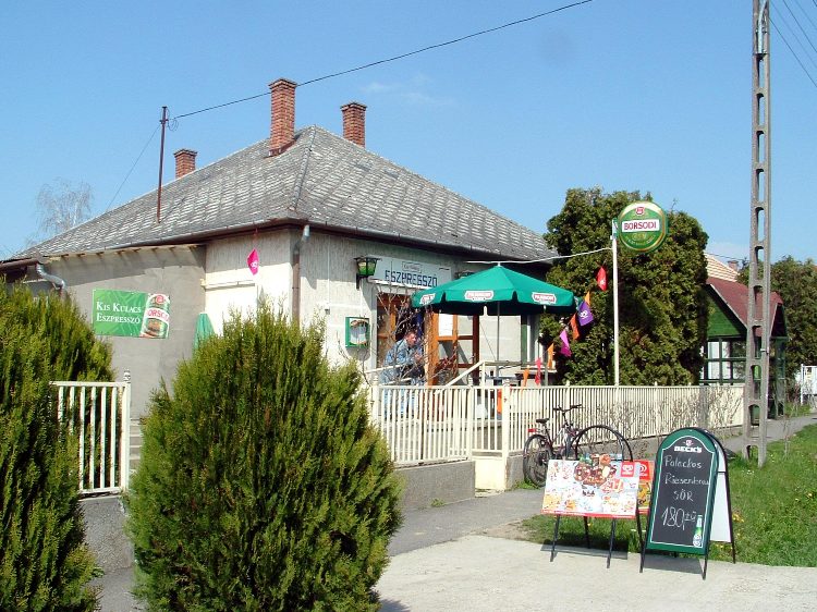 Kaposmérő - Kis Kulacs presszó, kéktúra pecsételőhely