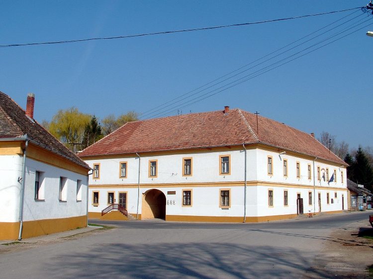 Nemesvid - Községháza