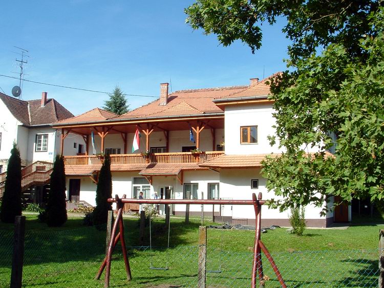 Lispeszentadorjánban az óvodában pecsételtem