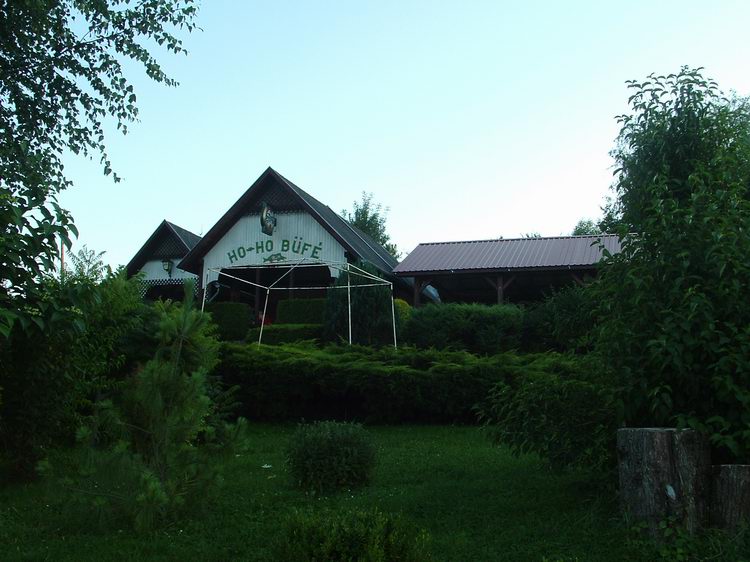 Kustánszeg - A tóparti Ho-ho büfében vacsoráztam