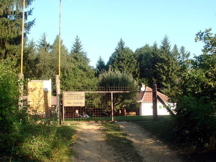 Megérkeztem az Erdeifaluhoz
