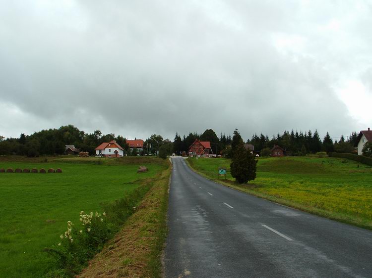 Országúton Siskaszer felé