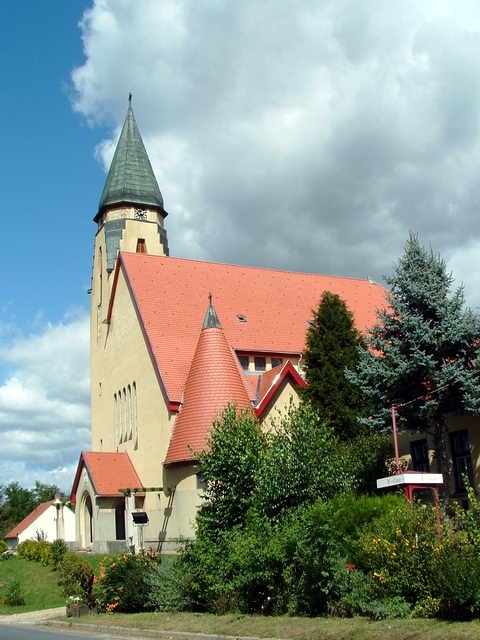 Ivánc - A szecessziós stílusú katolikus templom 1.