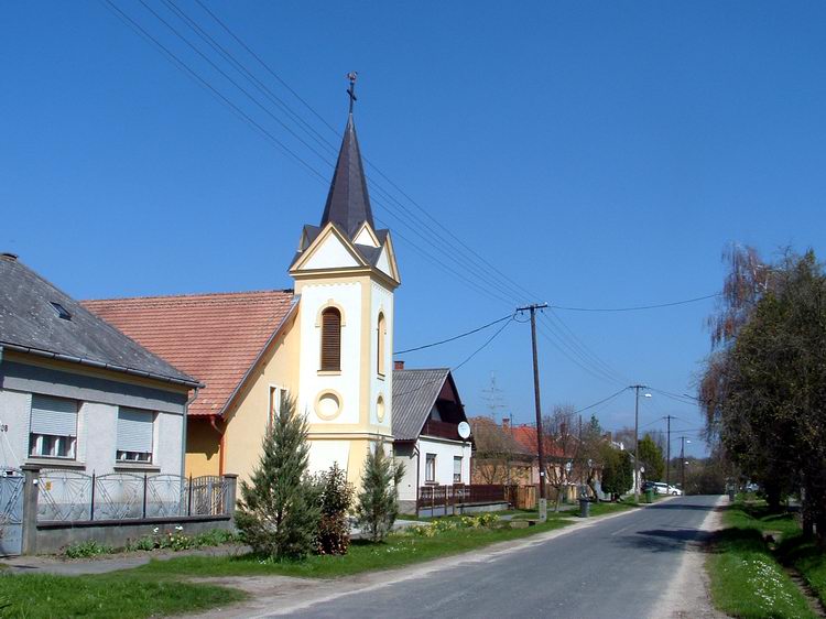 Szarvaskend - A Fő utcán 1.