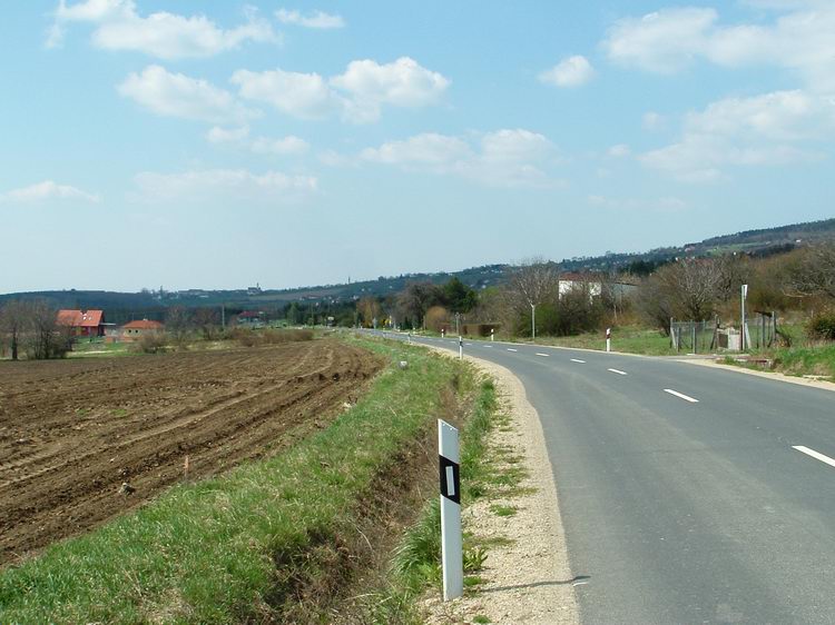 Országúton a határ felé