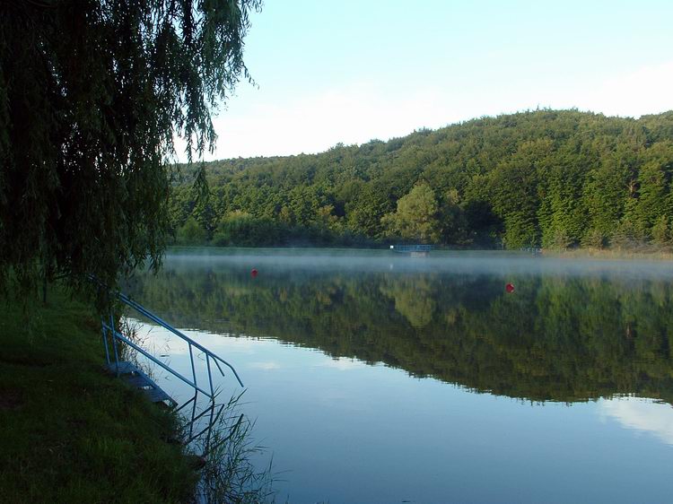 A Kistolmácsi-tó kora reggel