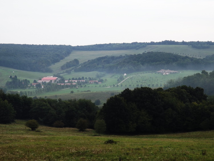 Kilátás Kistótváros épületeire