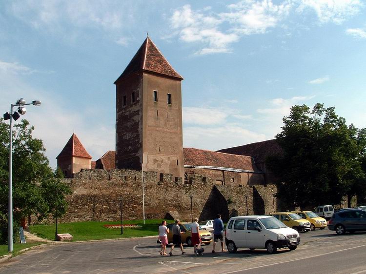 The old fortress stands in the centre of Kőszeg