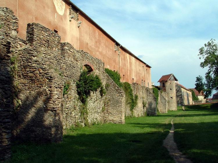 Kőszeg - A vár nyugati oldala a Forintos bástyával 2.