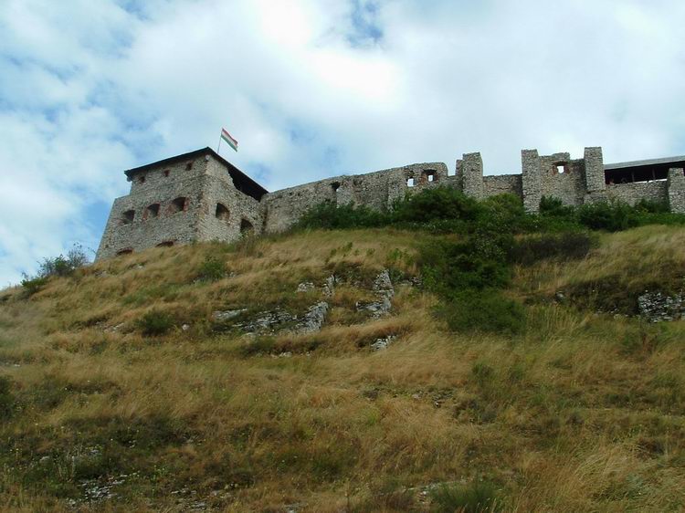 Sümeg - A vár feljáróútján 1.