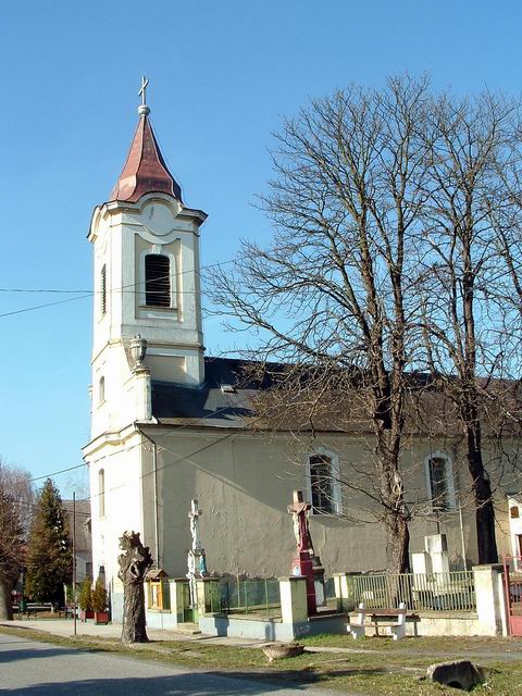 Lesenceistvánd római katolikus temploma