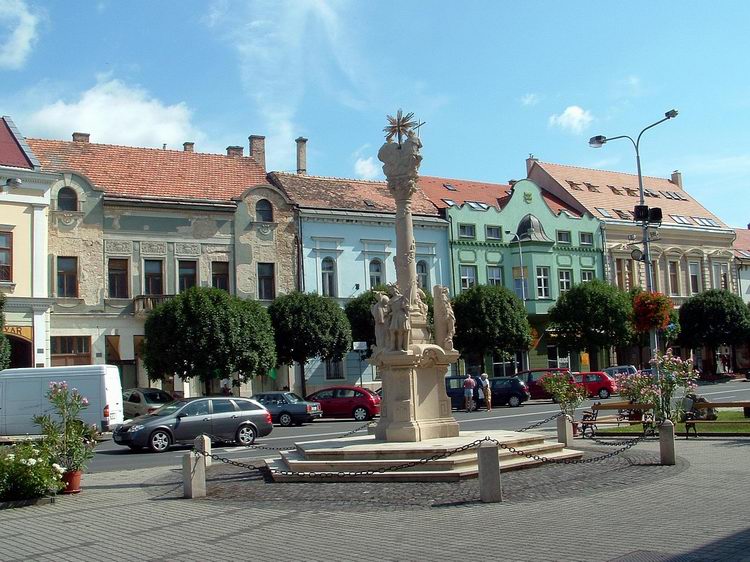 Tapolca - A Fő téren