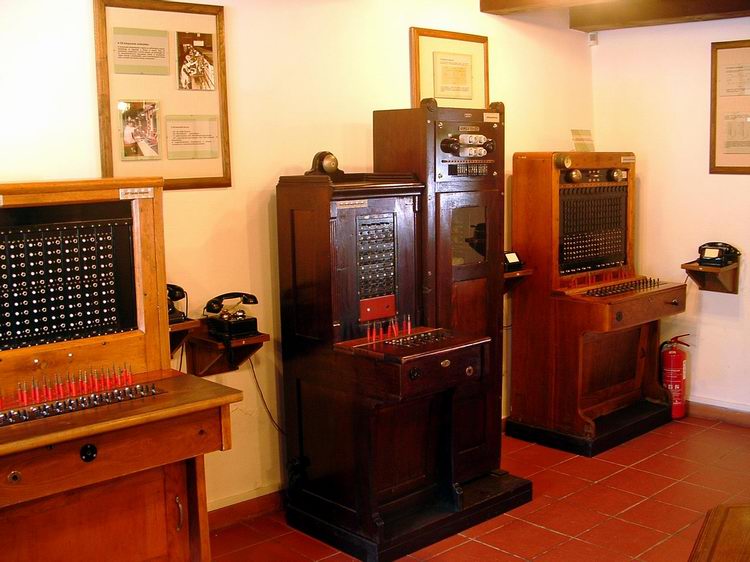 Nagyvázsony - Öreg telefonközpontok a Postamúzeumban