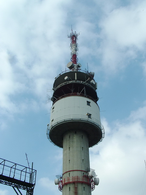 A kab-hegyi TV-adó tornya