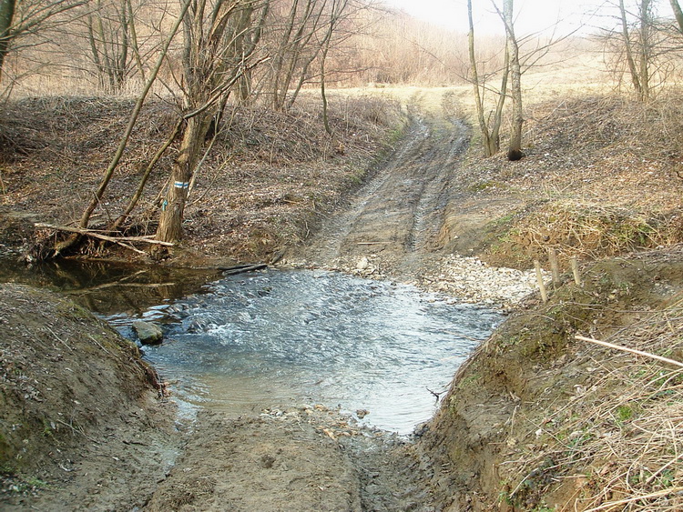 Gázló a Gaja-patakon