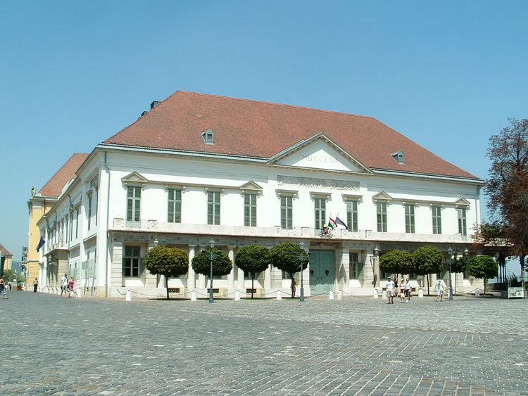 Budapest - A Sándor-palota közelről