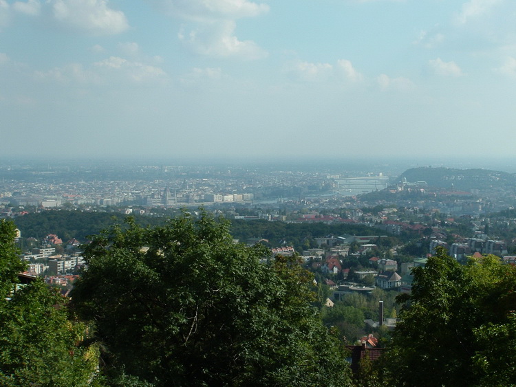 Árpád kilátó - Budapest panorámája nyáron