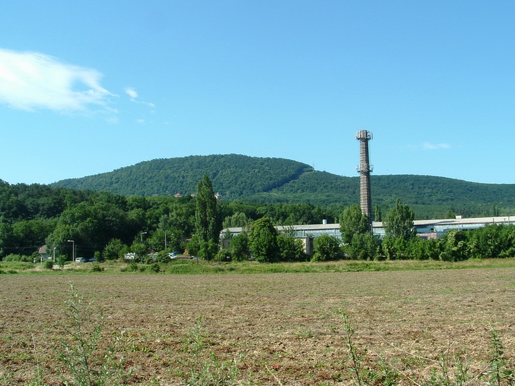 A glance towards the brickyard and the side of the Csúcs Hill