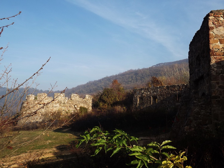 The scenary of Castle of Eger at the foot of the Nagy-Kevély Mountain