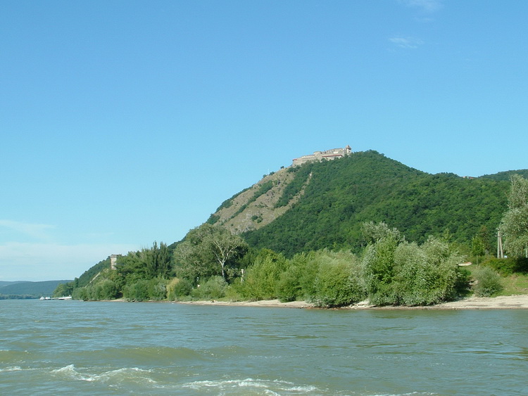 The Fort of Visegrád and the Salamon Tower taken from the ferry