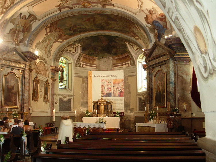 A Szentkút bazilikája belülről