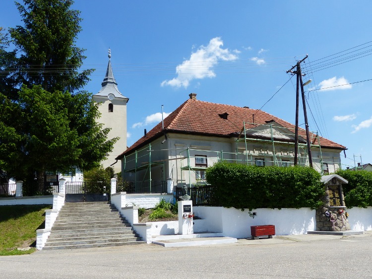 The Calvinist vicarage and church of Kelemér village