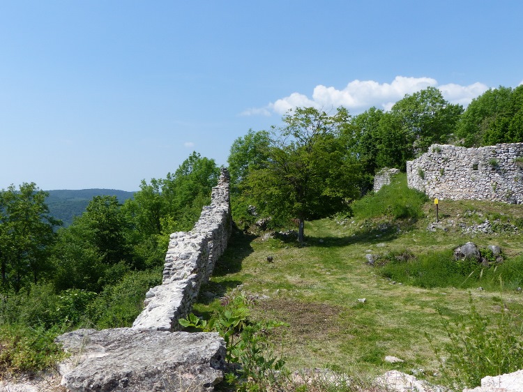 Szádvár Castle