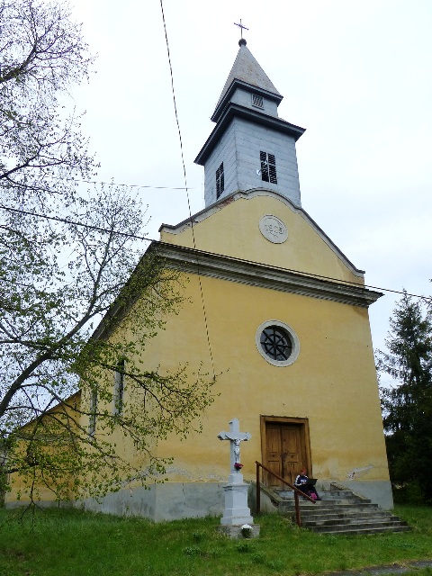 Nyésta római katolikus temploma