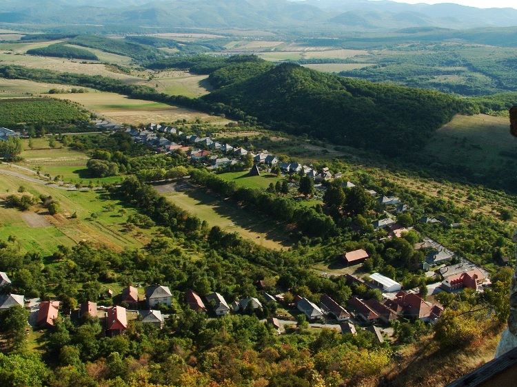 Füzér vára - A falu látképe a várból