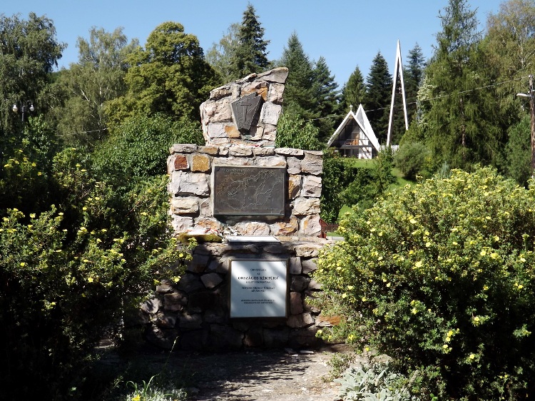 The Monument of the National Blue Trail in Hollóháza village