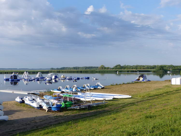 A sarudi strandnál tértem le a gátról