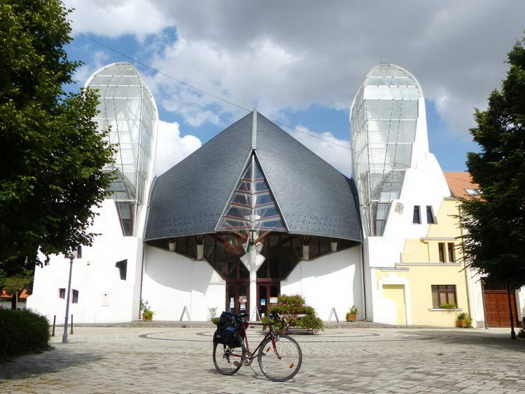 A Hagymaház Kulturális és Művelődési Központ