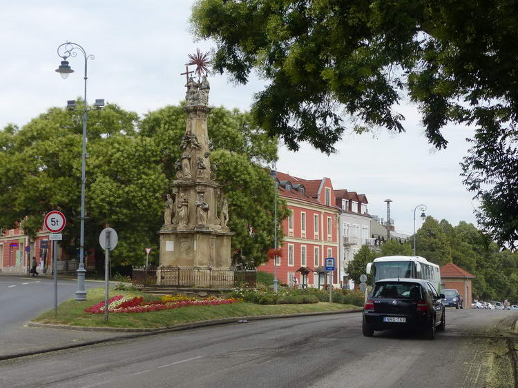 Bonyhád - A Szentháromság oszlop