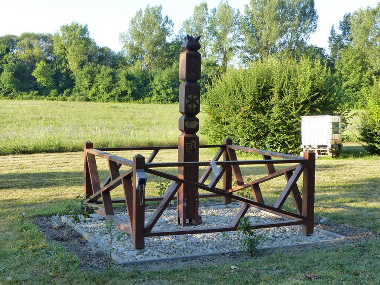 A kopjafa közelről