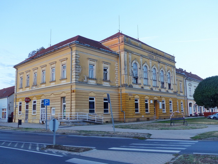Csurgó - A volt Korona szálló épülete