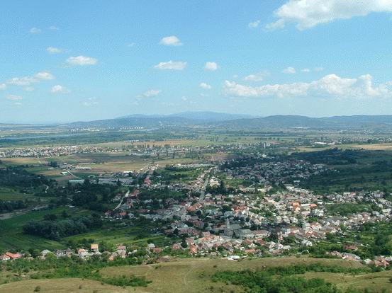 Tokod panorámája a Hegyes-kőről