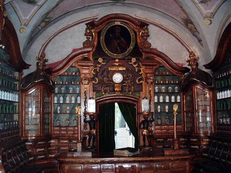 Kőszeg - Az Arany Egyszarvú Patikamúzeum Kőszeg - Az Arany Egyszarvú Patikamúzeum