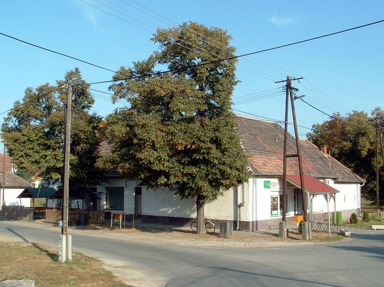 Felsőpetény - Kocsma a patakok között, mellesleg kéktúra pecsételőhely