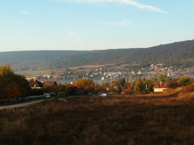 Tardos - Visszatekintés a falura a Bányahegy oldalából