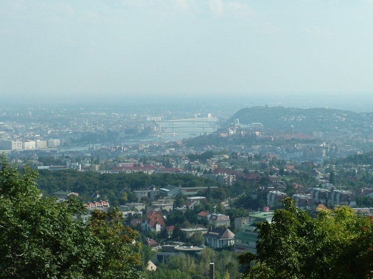 Budapesti panoráma az Árpád-kilátóból