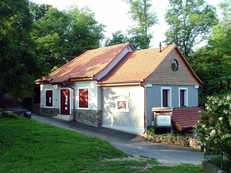 Zalaszántó - A vizimalom épülete. Sajnos, most sem volt időm megnézni... Zalaszántó - A vizimalom épülete. Sajnos, most sem volt időm megnézni...