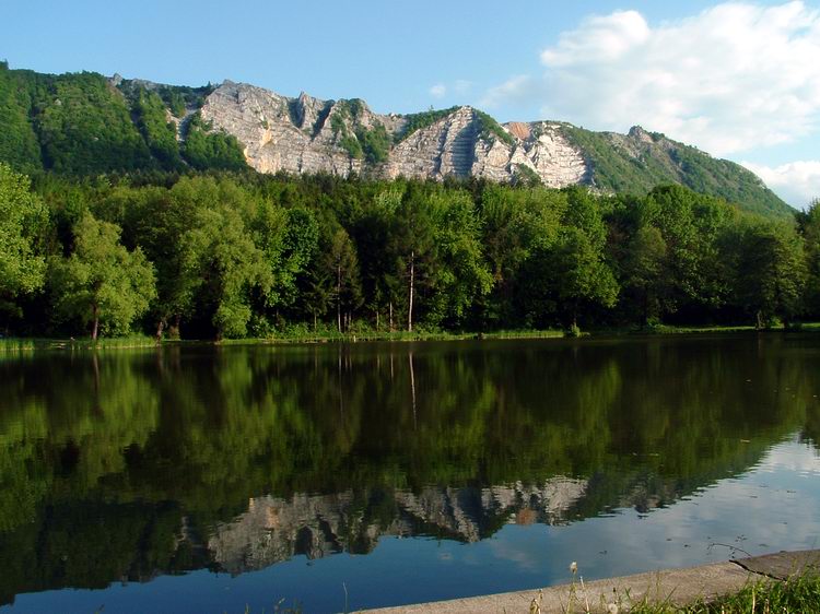 A Bél-kő késő délutáni panorámája a Szomjas Csukától