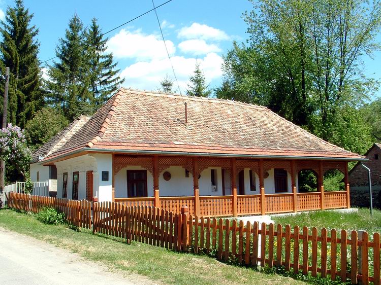 Szépen felújított lakóház Gömörszőlősön